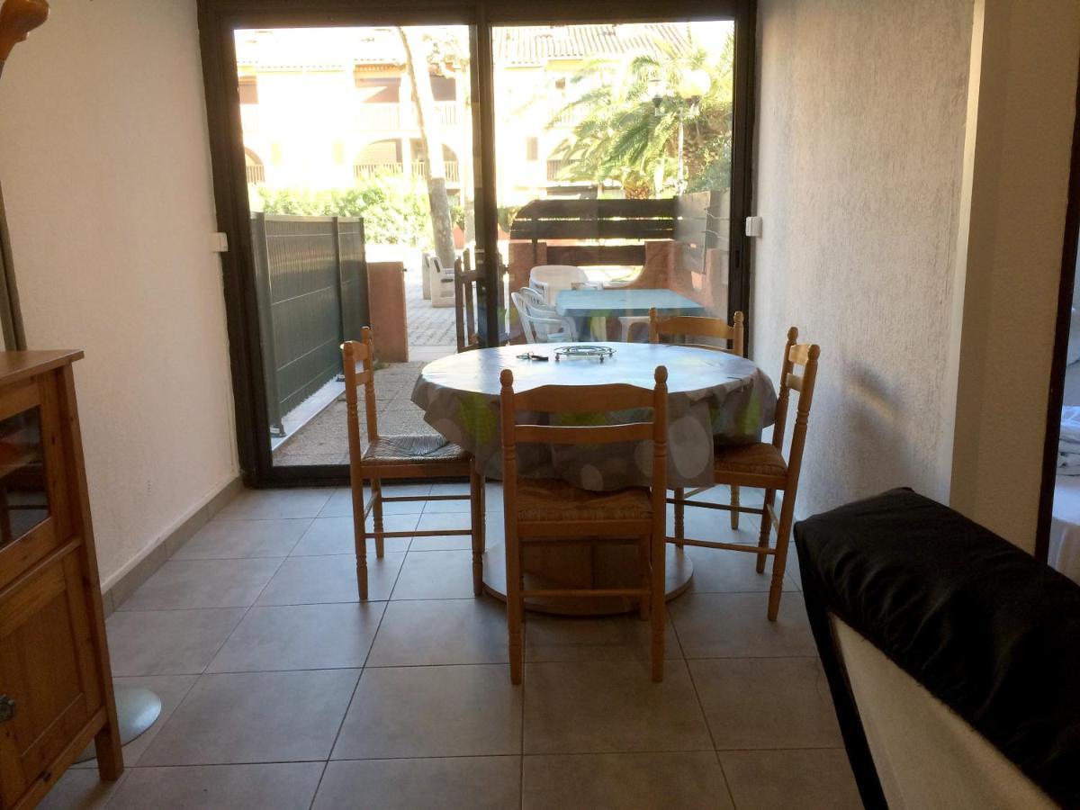 Appartement Charmant A Canet En Roussillon 36 M² Piscine Partagee Exterior foto