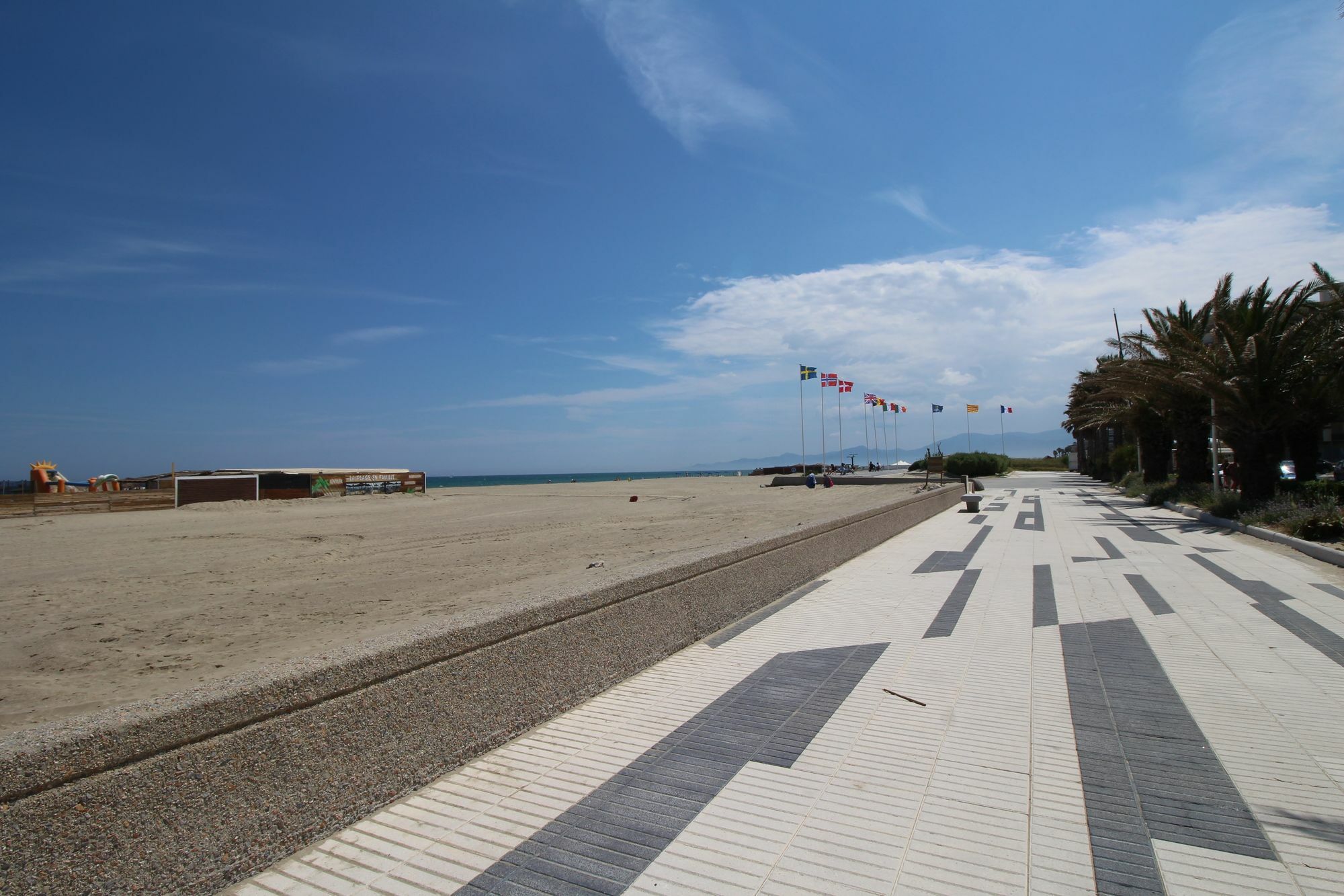 Appartement Charmant A Canet En Roussillon 36 M² Piscine Partagee Exterior foto